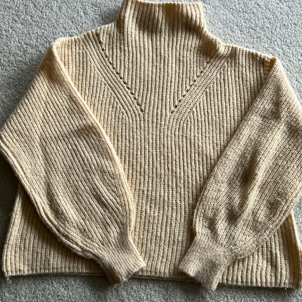 Winter Casual Sweater ❄️❄️